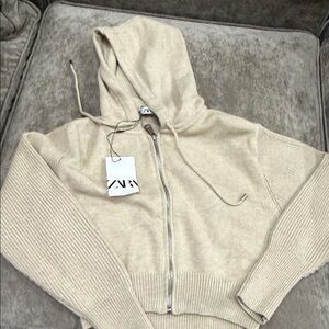 Zara Cream Knit Zip-Up Hoodie